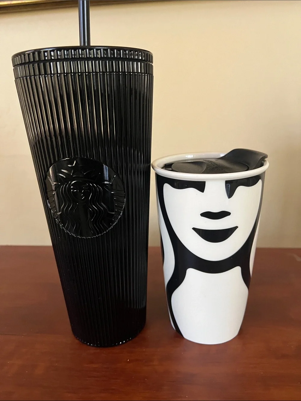 Starbucks Black Ribbed Tumbler and Stylized Face Travel Mug Excellent Condition
